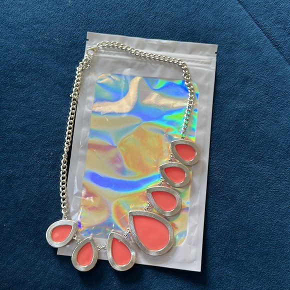 Coral and Silver Necklace - Picture 5 of 6